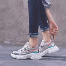 Load image into Gallery viewer, Dumoo 2019 Spring Sneakers Shoes Women Fashion Casual Heel 4cm Platform Ladies Running Shoes Female Zapatillas Mujer Trainers